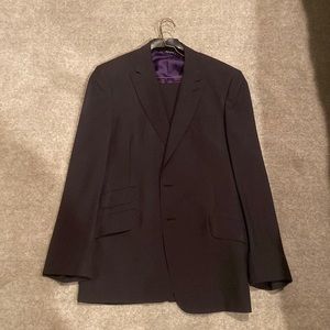 Paul Smith two piece suit. Size 40L slim. Made in Italy.